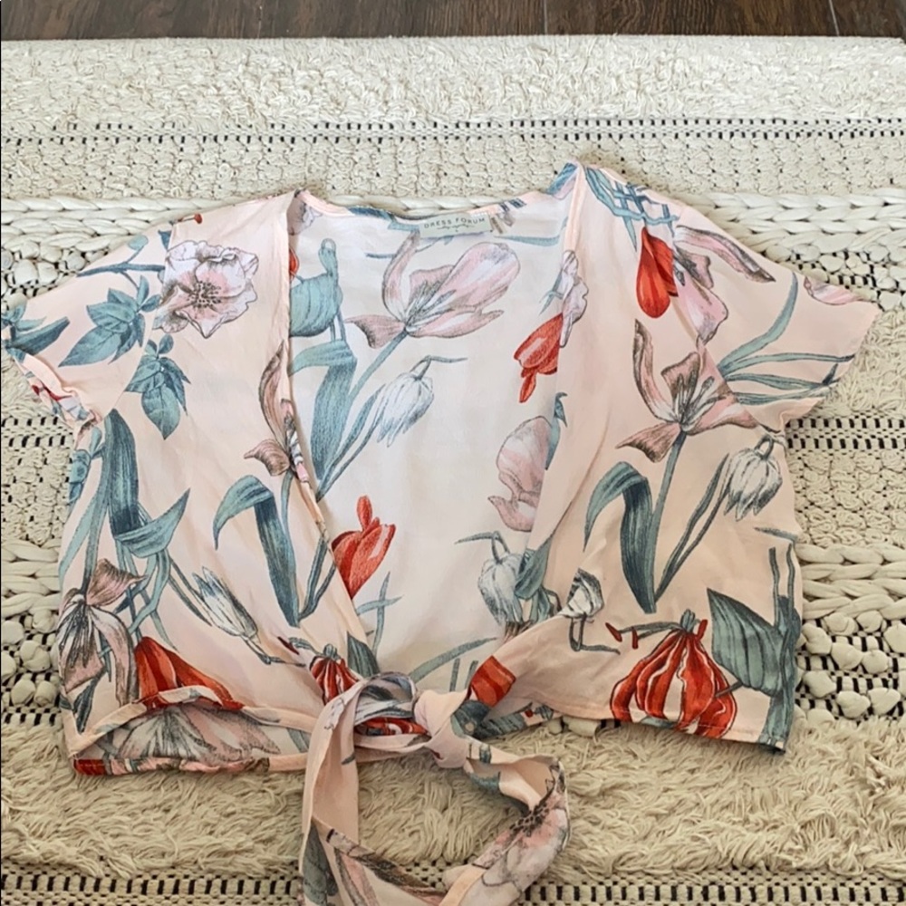 Cute floral front tie top